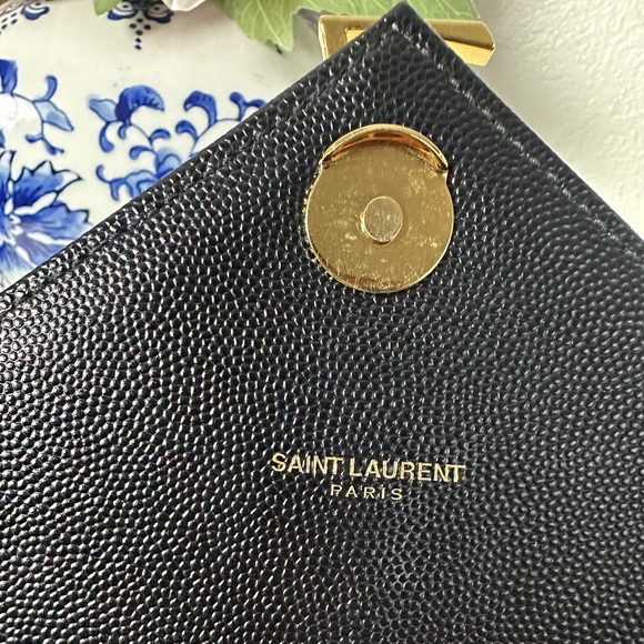 YSL Saint Laurent Large Monogram Envelope Matelasse - Picture 13 of 15